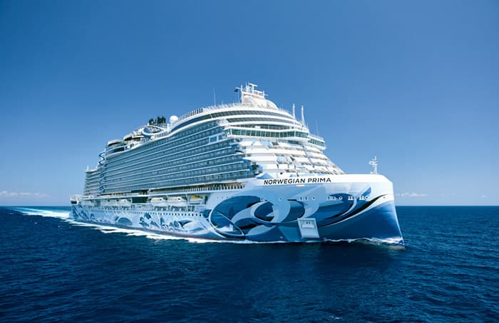 11 daagse Noord-Europa Cruise met de Norwegian Prima vanuit Reykjavik langs IJsland, Noorwegen en Nederland