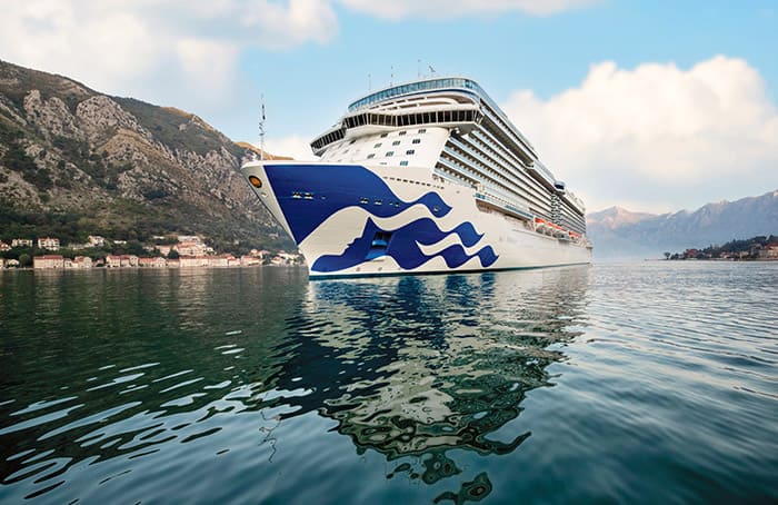 15 daagse Noorse Fjorden Cruise met de Sky Princess vanuit Southampton langs Verenigd Koninkrijk en Noorwegen
